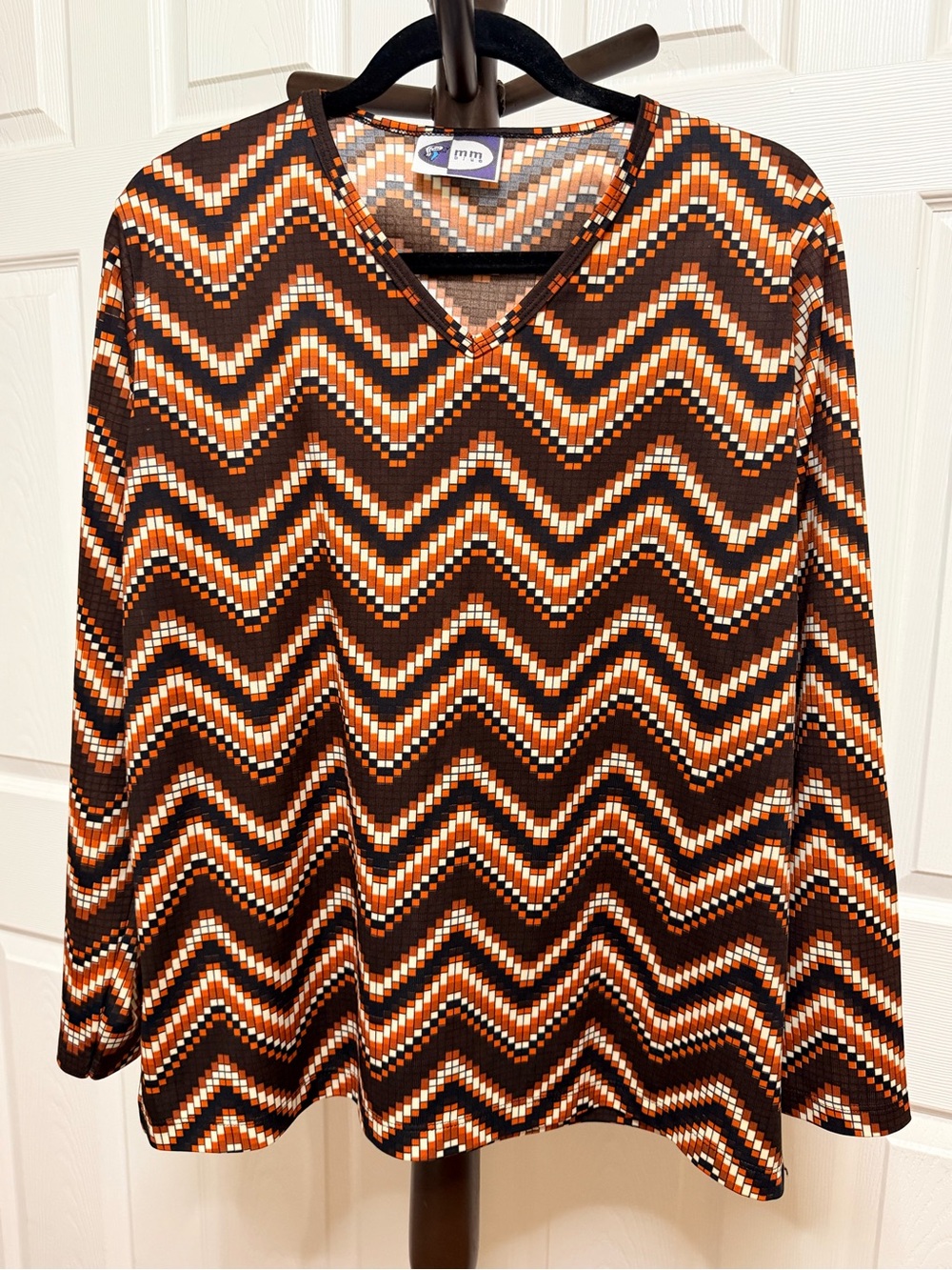 Retro Chevron V-Neck Long Sleeve Top - Brown/Orange/White
